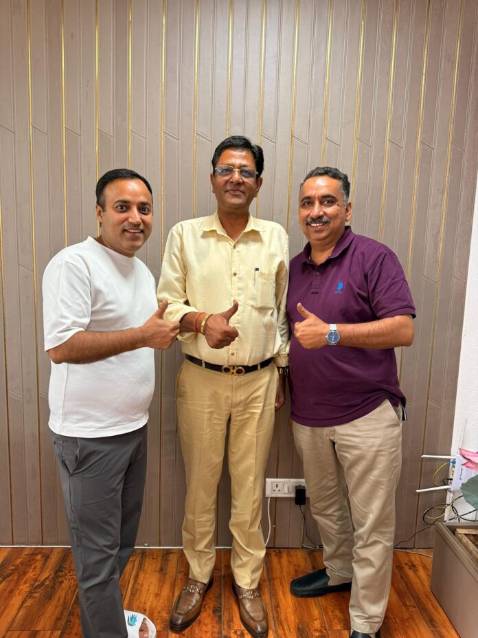 Ankush Guglani Cofounder at Auric Lifestyle I Atul Gupta Founder at Lapcare I Sandeep Popli CEO at Lapcare Ankush Guglani Cofounder at Auric Lifestyle I Atul Gupta Founder at Lapcare I Sandeep Popli CEO at Lapcare
